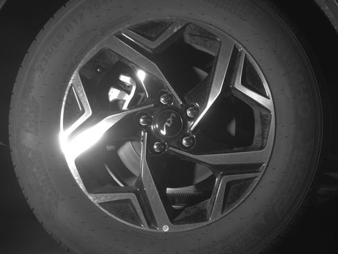 Used 2025 Kia Soul LX w/ LX Technology Package FWD image 18
