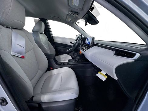 Used 2026 Toyota Corolla Cross L FWD image 28