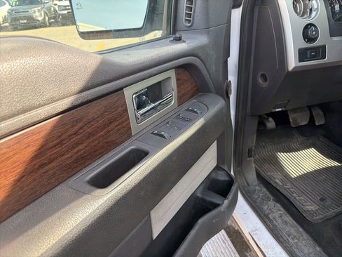 Used 2014 Ford F150 Lariat w/ Lariat Chrome Package AWD/4WD image 12