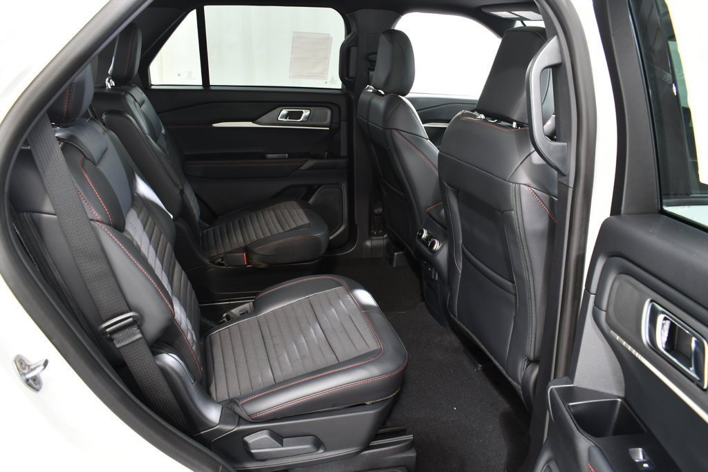 New 2027 Ford Explorer ST-Line AWD/4WD image 19
