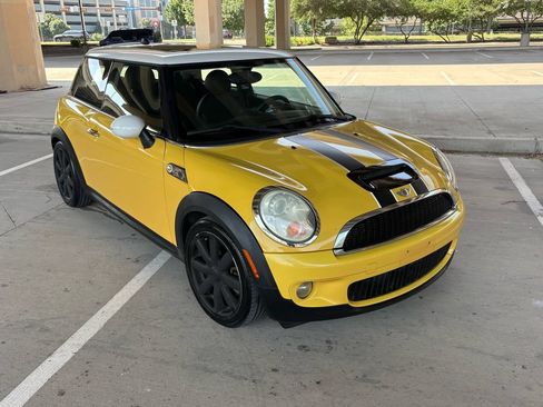 Used 2009 MINI Cooper S FWD image 3