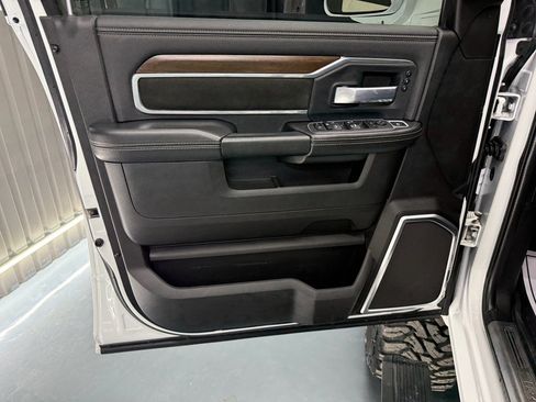 Used 2022 RAM 3500 Laramie image 18