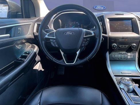 Used 2019 Ford Edge SEL w/ Equipment Group 201A FWD image 8