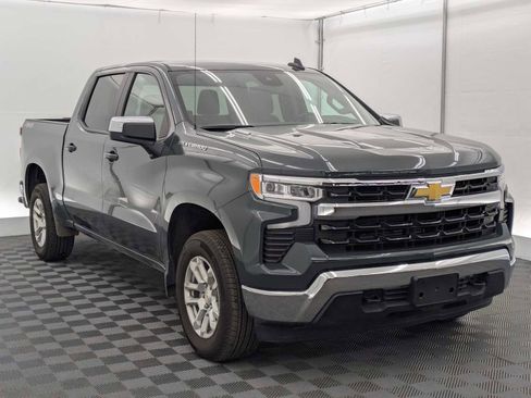 New 2025 Chevrolet Silverado 1500 LT image 8