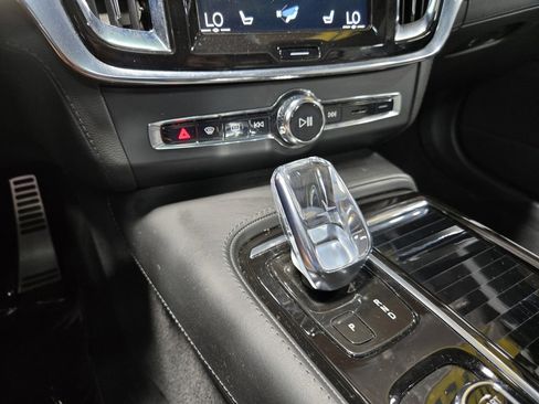 Used 2021 Polestar Polestar 1 image 28