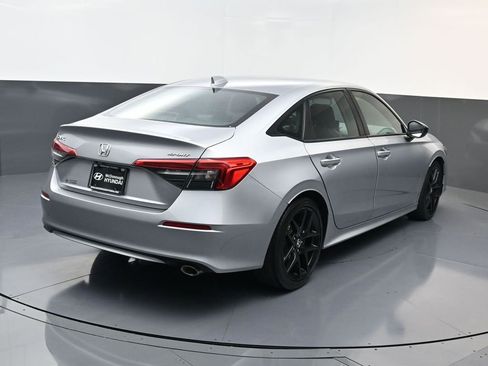 Used 2022 Honda Civic Sport image 3