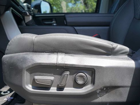 Used 2022 Toyota Tundra Limited RWD image 18