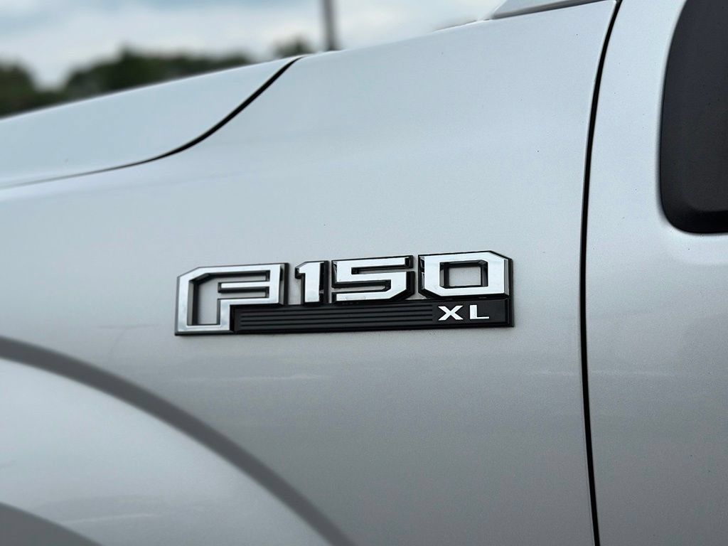 Used 2015 Ford F150 XL w/ Equipment Group 101A Mid AWD/4WD image 37
