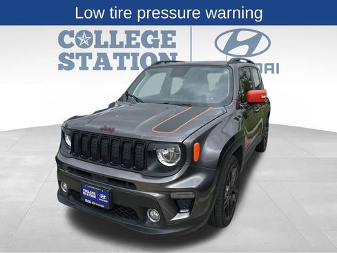 Used 2020 Jeep Renegade Latitude image 8