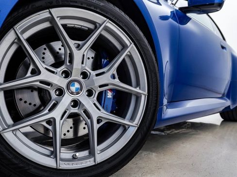 Used 2025 BMW M2 w/ Lighting Package image 5