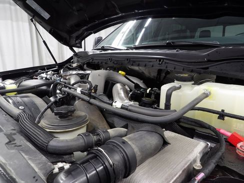 Used 2024 Ford F250 Lariat w/ Black Appearance Package image 28