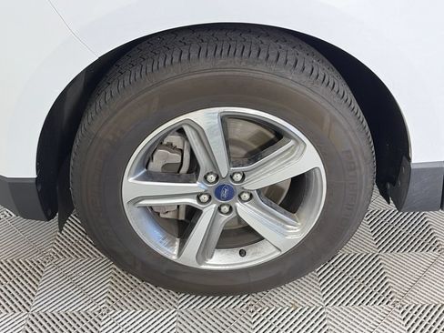 Used 2022 Ford Edge SEL w/ Convenience Package AWD/4WD image 8