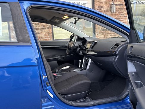 Used 2017 Mitsubishi Lancer AWD Sedan image 13