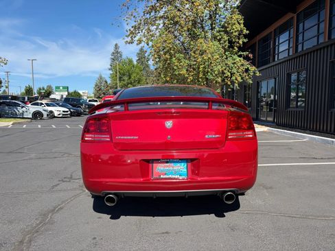 Used 2006 Dodge Charger SRT8 w/ SRT Option Group III RWD image 4