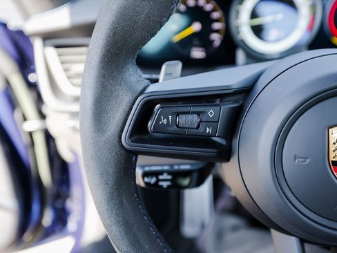 Certified 2022 Porsche 911 GT3 image 17