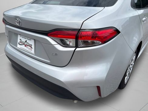 Used 2023 Toyota Corolla LE FWD image 28