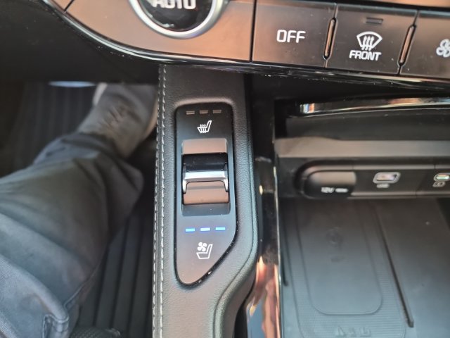 Used 2025 Kia Telluride SX Prestige X-Pro AWD/4WD image 19