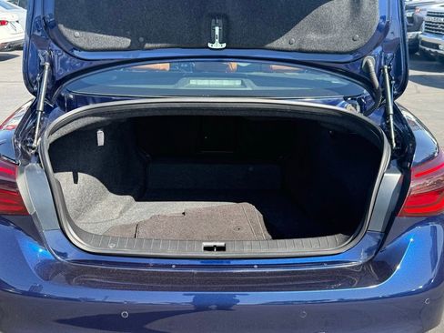 Used 2023 INFINITI Q50 Sensory image 13