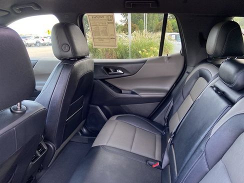 Used 2025 Chevrolet Equinox LT w/ Convenience Package II AWD/4WD image 17