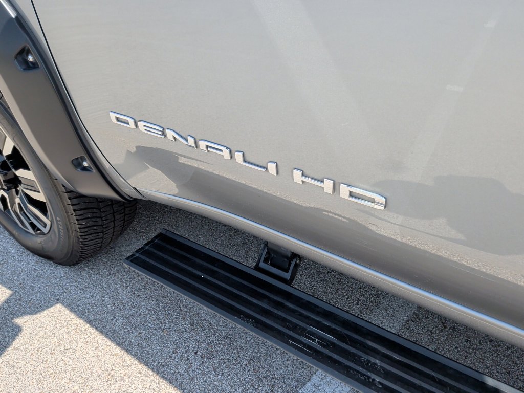 Used 2024 GMC Sierra 2500 Denali Ultimate AWD/4WD image 53