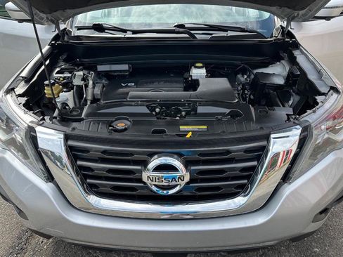 Used 2019 Nissan Pathfinder SL AWD/4WD image 37