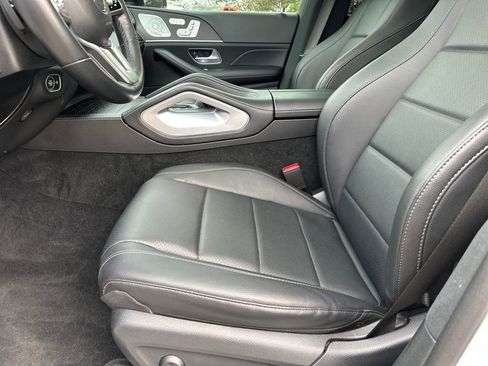 Certified 2023 Mercedes-Benz GLE 350 4MATIC w/ Premium Package image 19