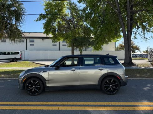 Used 2016 MINI Cooper Clubman FWD image 5
