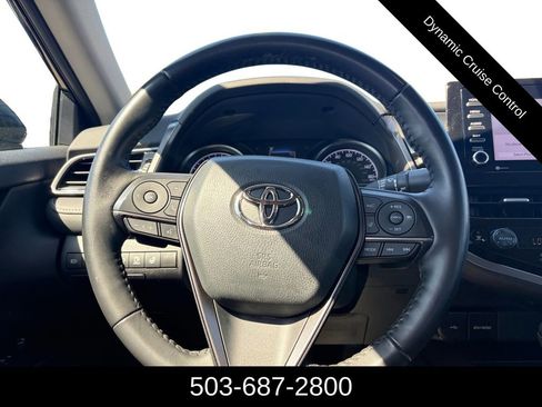 Used 2023 Toyota Camry SE w/ Cold Weather Package FWD image 13