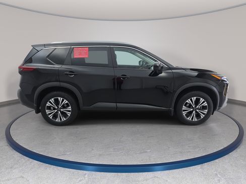 Certified 2023 Nissan Rogue SV w/ SV Premium B Package FWD image 4