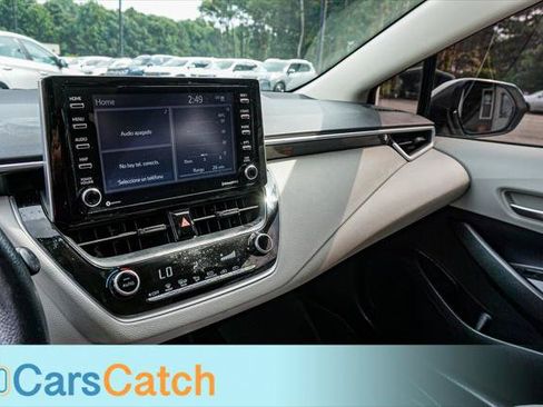 Used 2021 Toyota Corolla LE FWD image 23