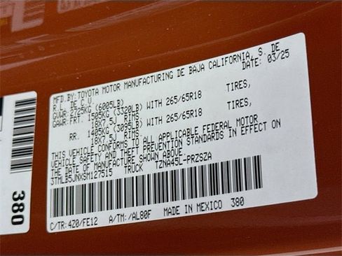 Certified 2025 Toyota Tacoma 4x4 Double Cab image 30