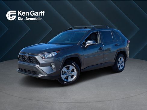 Used 2021 Toyota RAV4 XLE image 1
