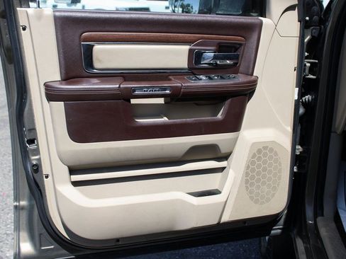 Used 2014 RAM 2500 Laramie w/ Convenience Group AWD/4WD image 14