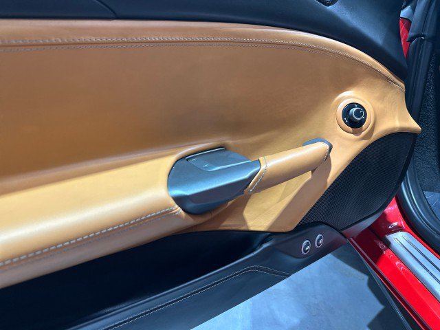 Used 2016 Ferrari 488 GTB RWD image 40