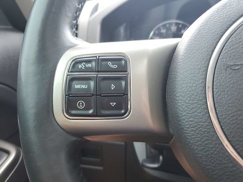 Used 2012 Jeep Liberty Limited Jet w/ Comfort/Convenience Group AWD/4WD image 21
