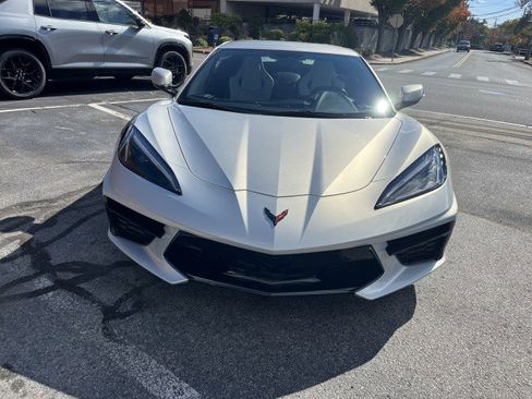 Certified 2022 Chevrolet Corvette Stingray Convertible w/ Battery Protection Package image 9