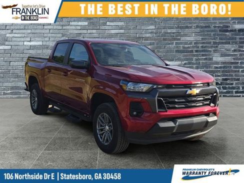 Used 2024 Chevrolet Colorado LT w/ LT Convenience Package II image 7