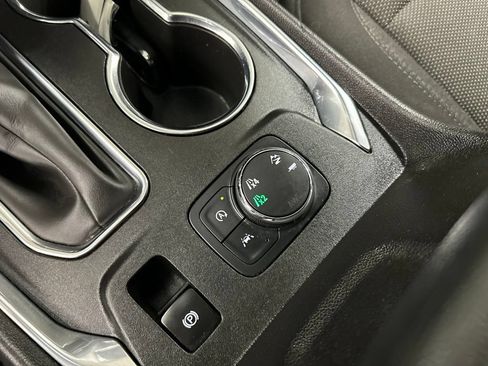 Used 2023 Chevrolet Traverse LT w/ LPO, Floor Liner Package AWD/4WD image 23