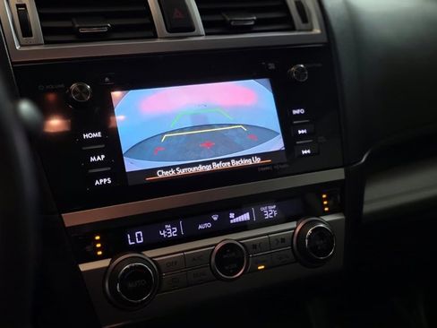 Used 2017 Subaru Legacy 2.5i Premium image 19