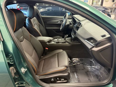 Used 2025 Cadillac CT4 V w/ Super Cruise Package AWD/4WD image 28