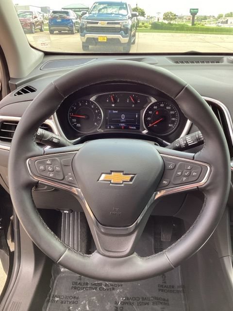 Used 2024 Chevrolet Equinox LT AWD/4WD image 12