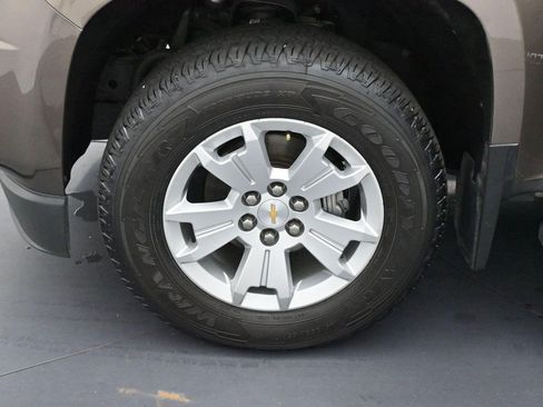 Used 2015 Chevrolet Colorado LT w/ LT Convenience Package AWD/4WD image 41