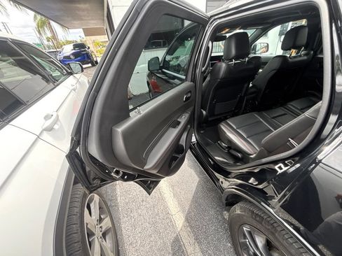 Used 2023 Dodge Durango GT RWD image 25
