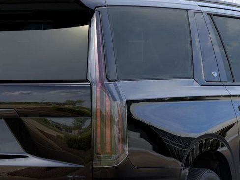 New 2025 Cadillac Escalade ESV Sport Platinum w/ LPO, ONYX Package image 11