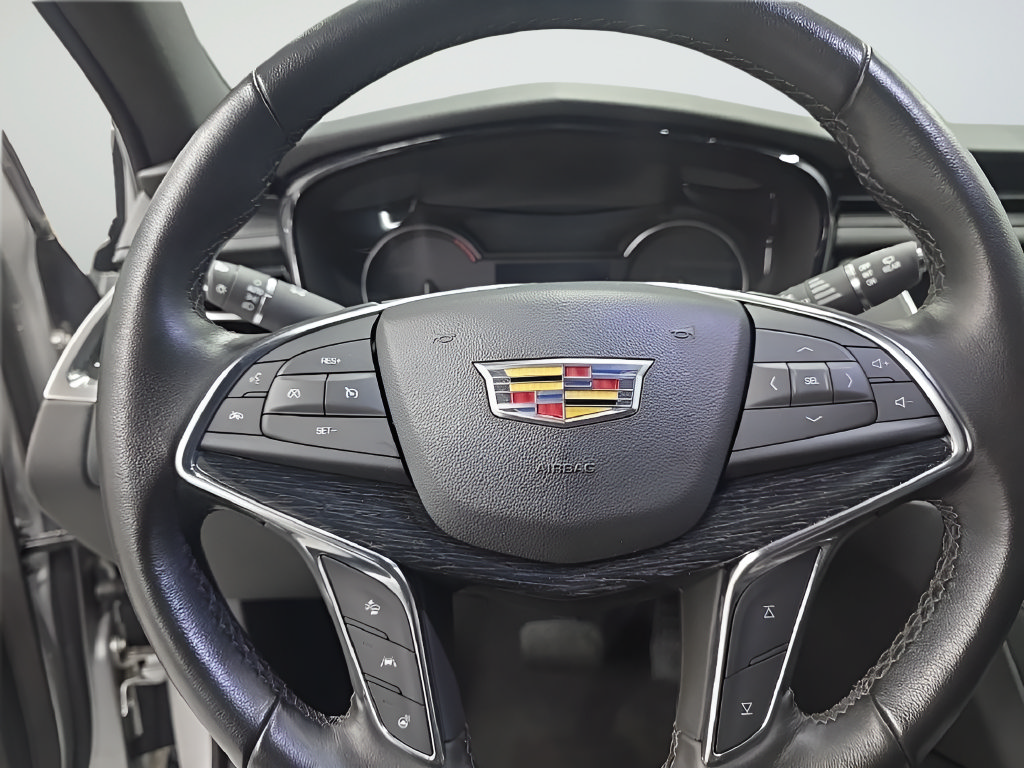 Used 2020 Cadillac XT5 Premium Luxury AWD/4WD image 31