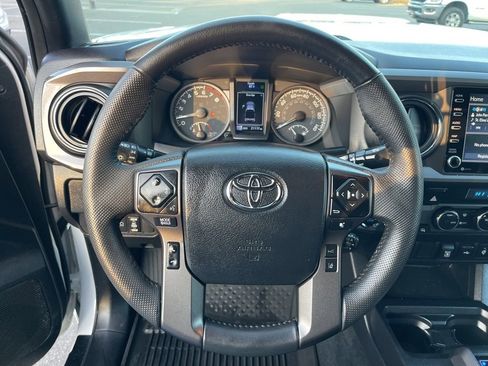 Used 2023 Toyota Tacoma TRD Sport image 16