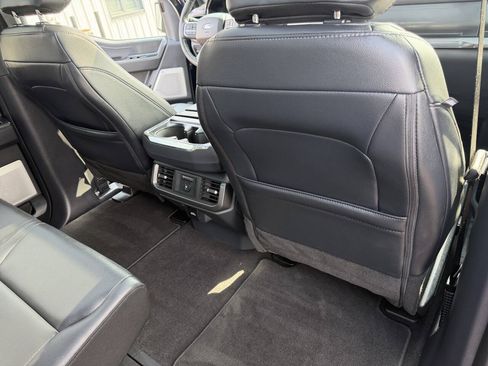Used 2025 Ford F150 Lariat w/ Equipment Group 502A High AWD/4WD image 28