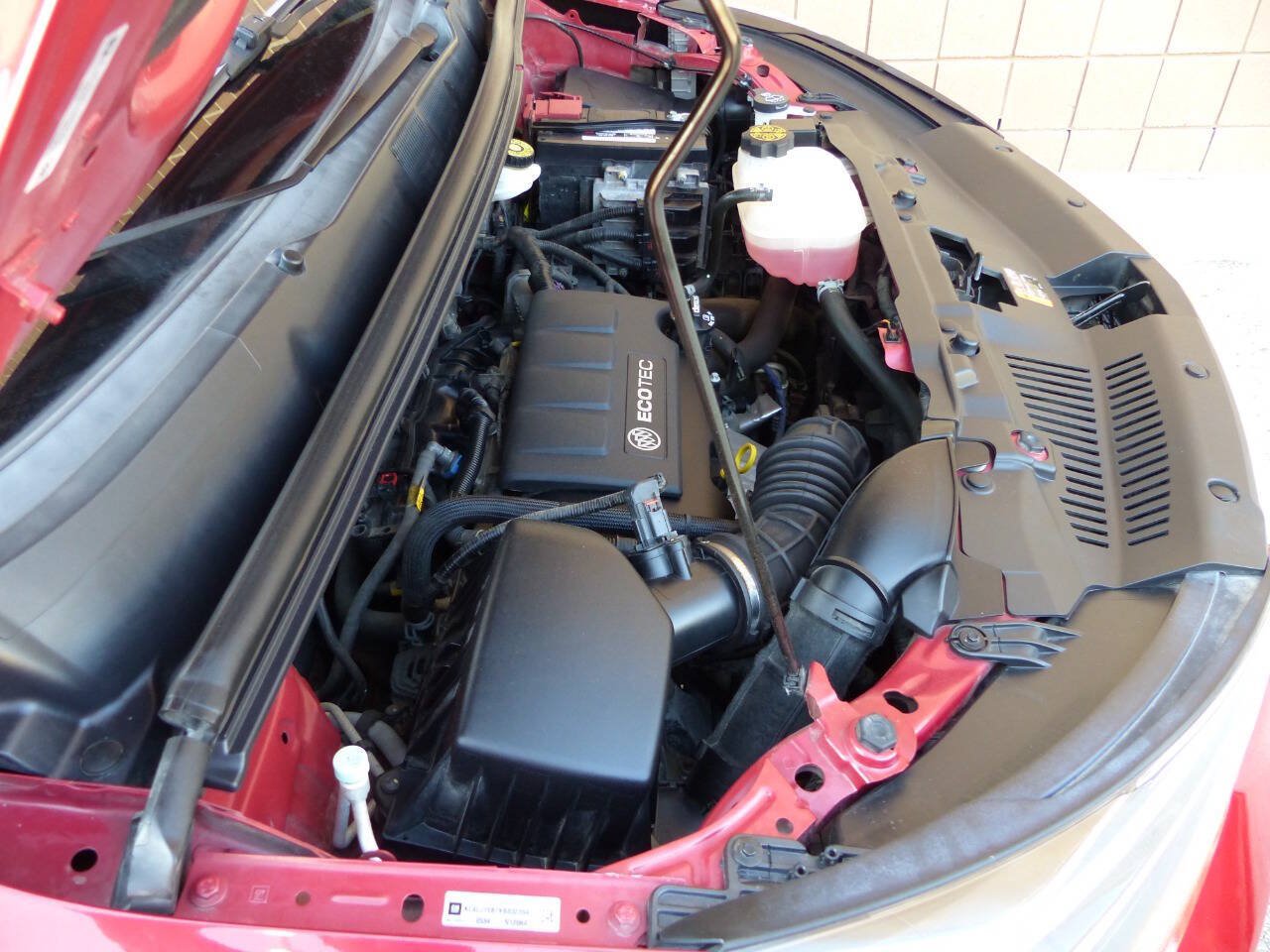 Used 2019 Buick Encore Sport Touring w/ Safety Package FWD image 20