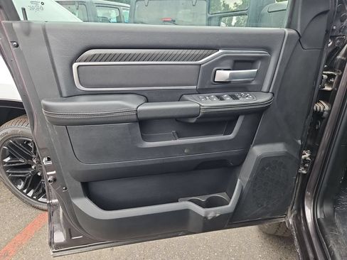 New 2026 RAM 2500 Big Horn AWD/4WD image 11