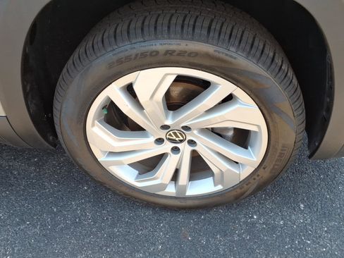 Used 2022 Volkswagen Atlas SE AWD/4WD image 7